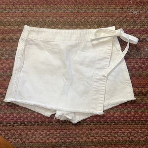 NWOT WE THE FREE WHITE DENIM WRAP SKIRT SKORT